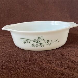 Pyrex Honeysuckle Green 1 1/2 QT Oval Casserole  #043 Vtg 1960 Floral Pr…